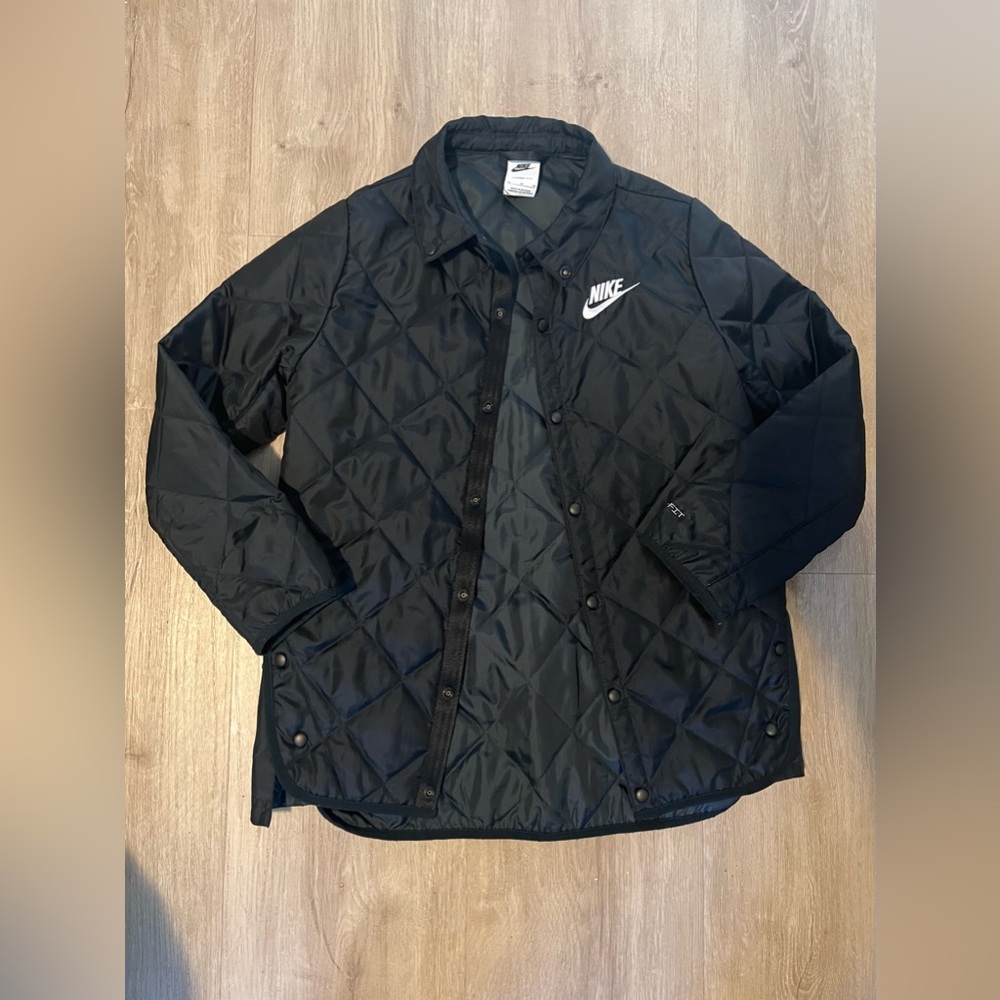 Boys Nike lightweight Therma-fit Jacket
